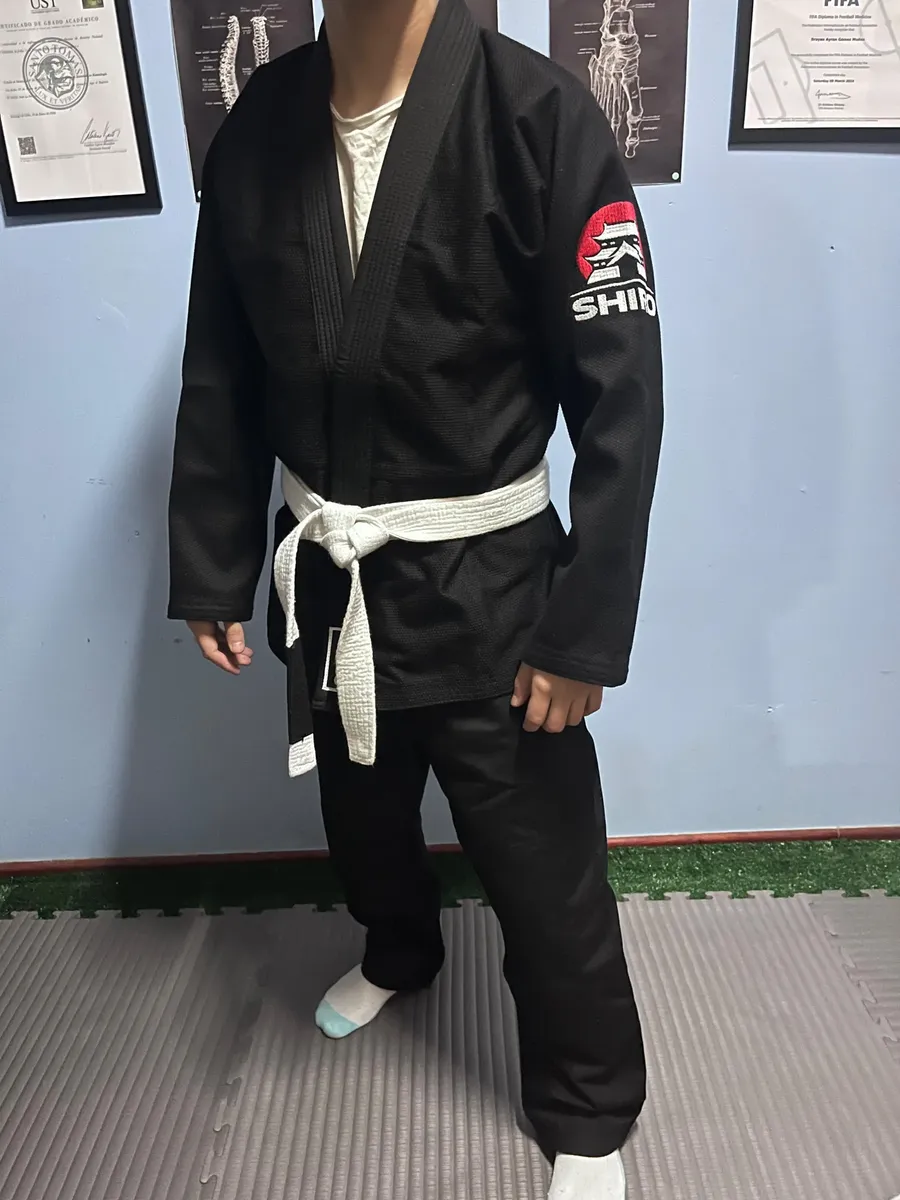 Foto real de cliente Shiro Gi
